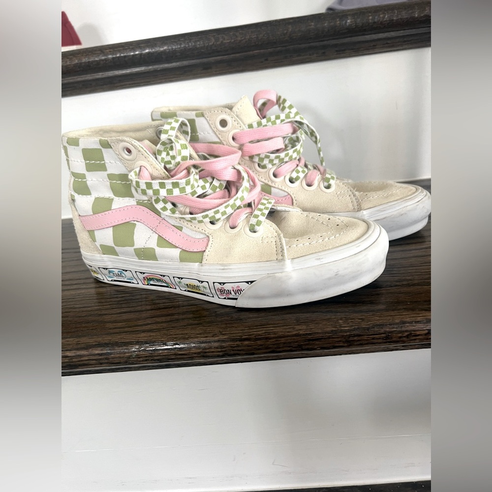 Gorgeous Vans, size 6.5